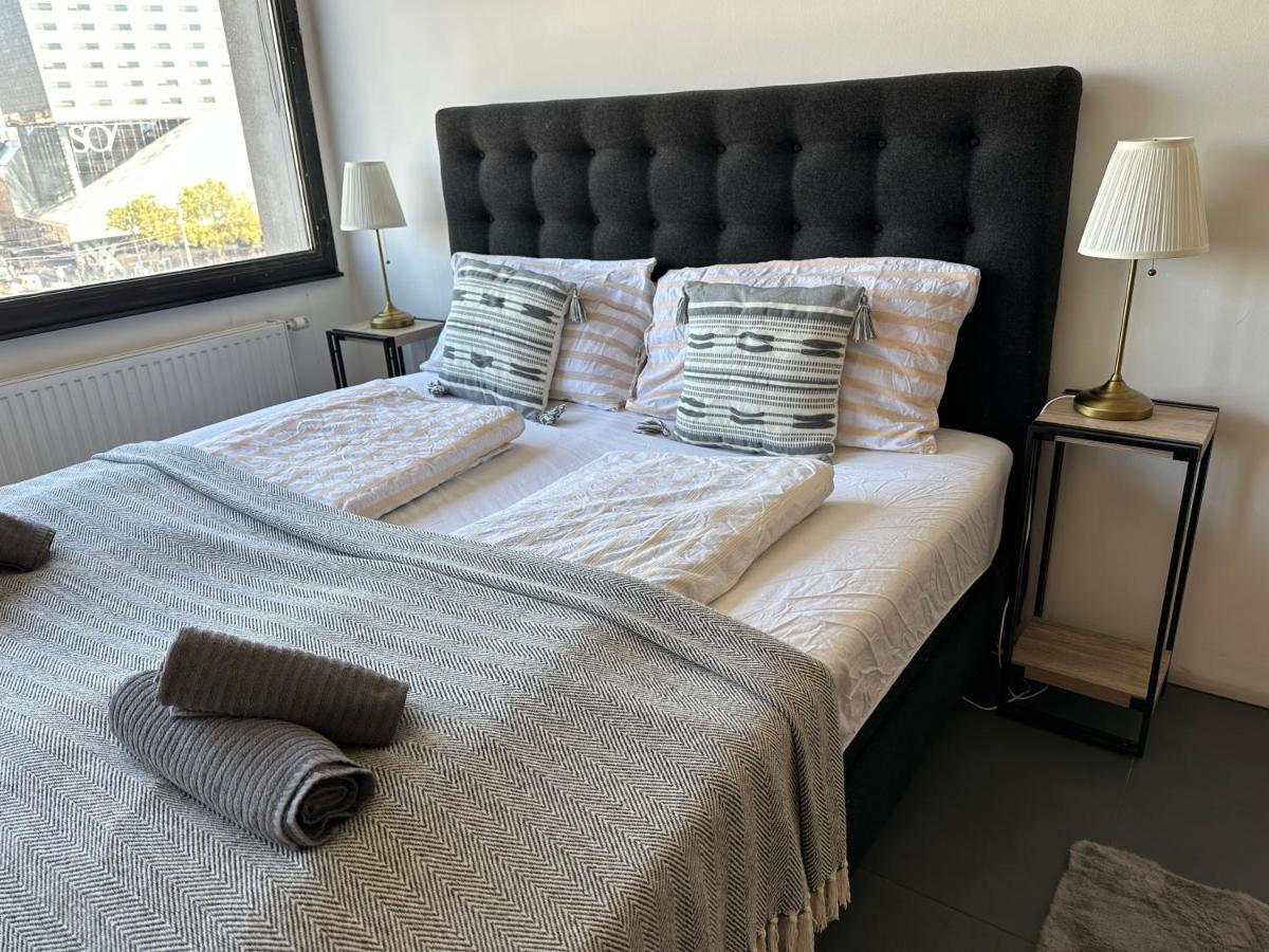 Apartment Am Schwedenplatz Wina Bagian luar foto